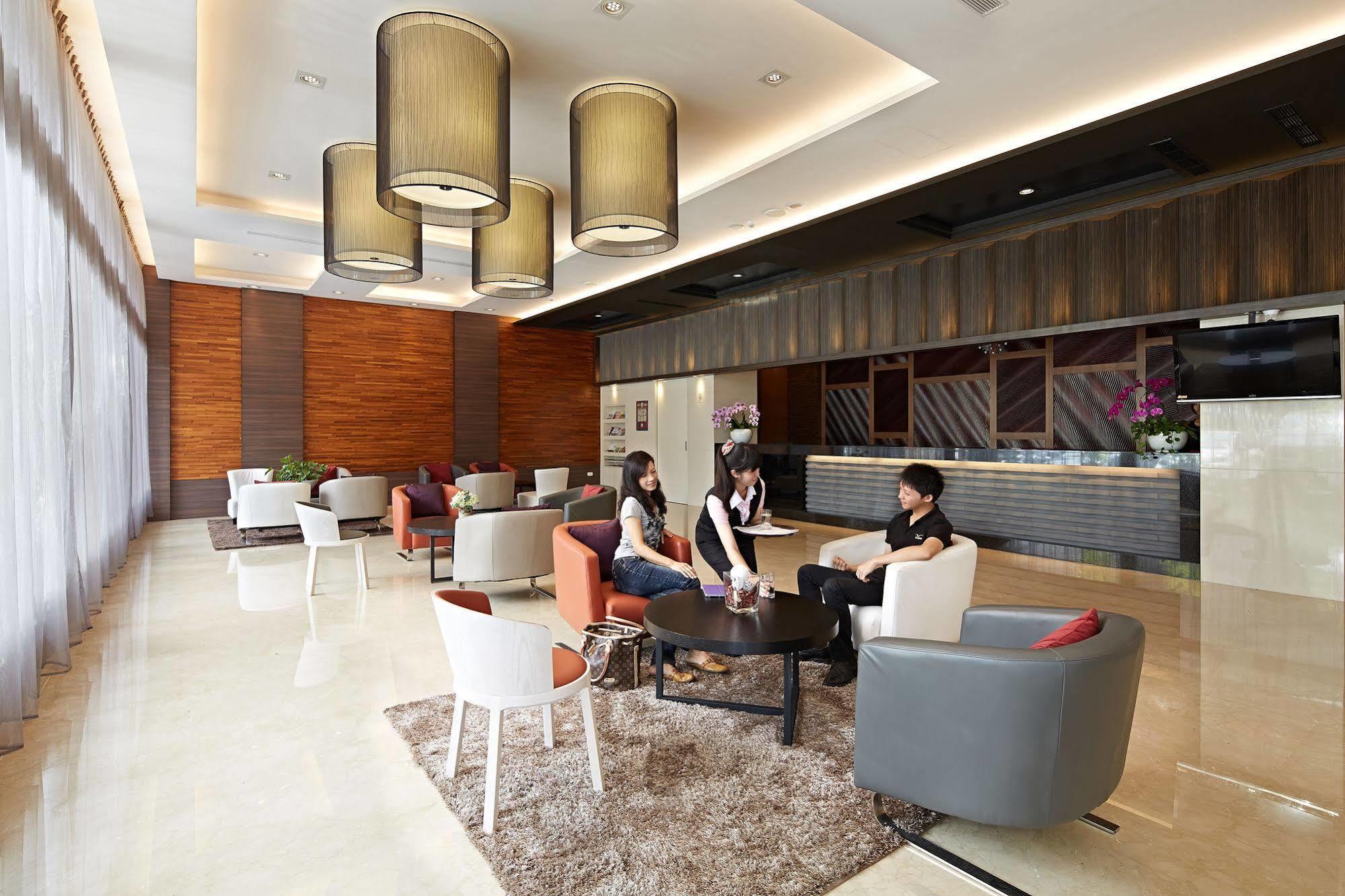Guanko Hotel Chiayi Exterior foto