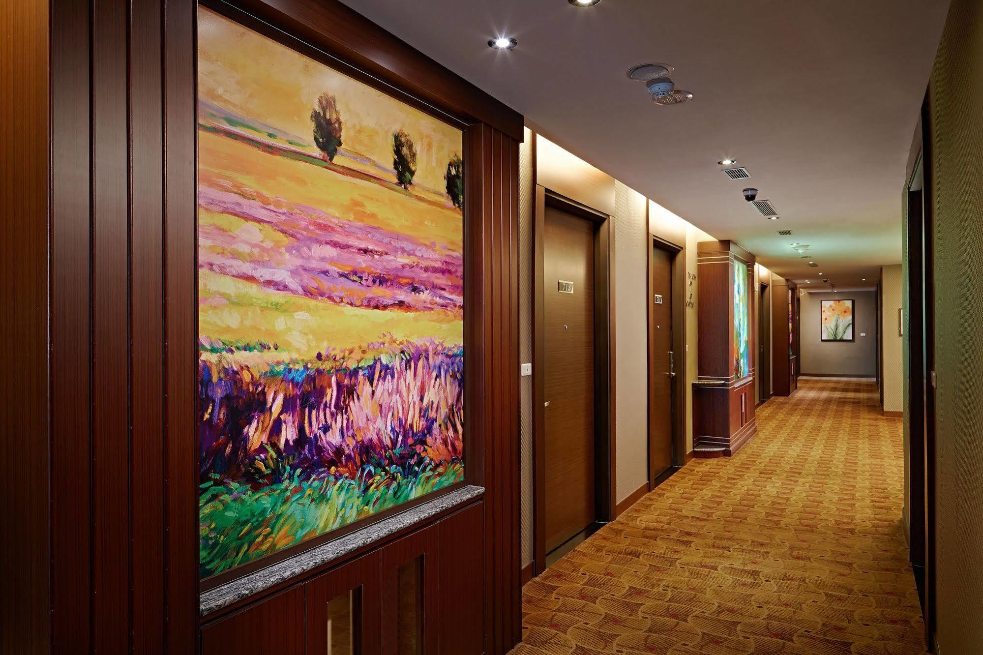 Guanko Hotel Chiayi Exterior foto